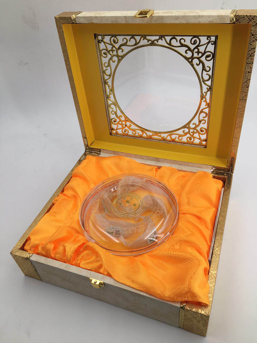 新年禮品馬來西亞極 品 天 然 燕 窩 禮 盒 裝